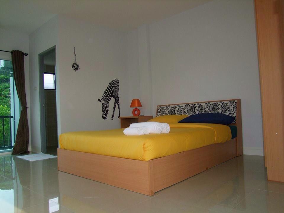 Granny House Hotell Nakhonratchasima Exteriör bild
